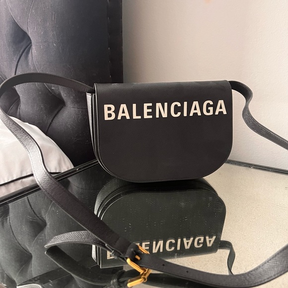 Authentic Rare Balenciaga black and white hobo hangbag - Picture 3 of 6